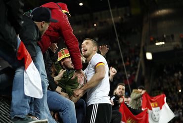 Podolski na prachtige goal: 'Onze lieve heer heeft me deze linkervoet gegeven'