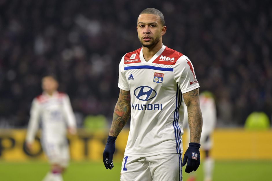 'AC Milan gaat in de zomer met flinke zak geld smijten richting Lyon voor Depay'