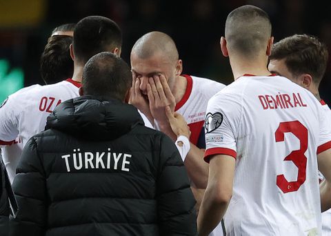 Oranje-beul en Portugal-redder Burak Yilmaz stopt bij Turkije