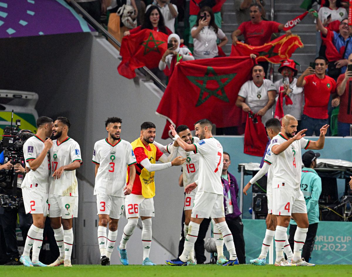 Leeuwen van de Atlas klauwen zich langs Canada: Marokko naar de 8e finale