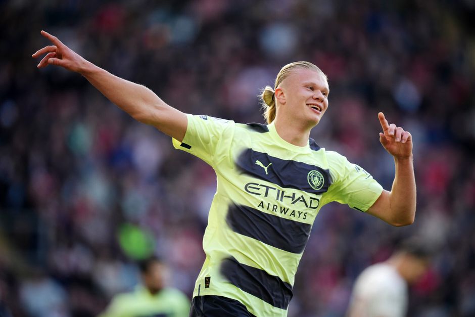 🎥  | Erling Haaland keert terug en scoort, Kevin De Bruyne levert mijlpaal-assist