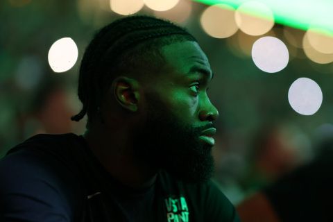 📸 | Jaylen Brown neemt sportieve revanche op lerares die in 2014 zei dat hij ooit in gevangenis zou belanden