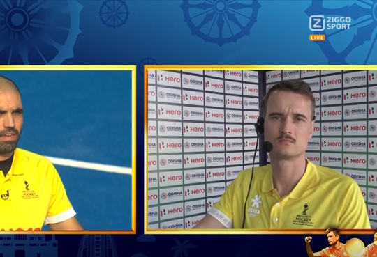 🎥😂 | Heeft Bram Krikke een nieuwe baan? Hockey-VAR lijkt sprekend op influencer
