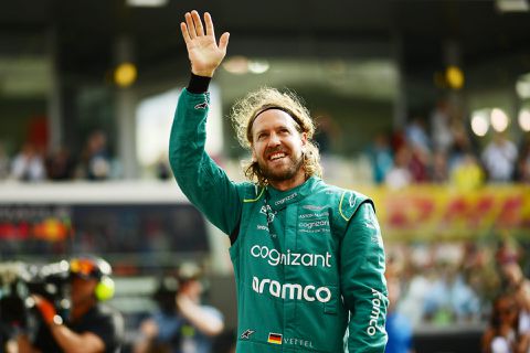 Huh?! Sebastian Vettel keert na 8 maanden pensioen weer terug in een F1-auto