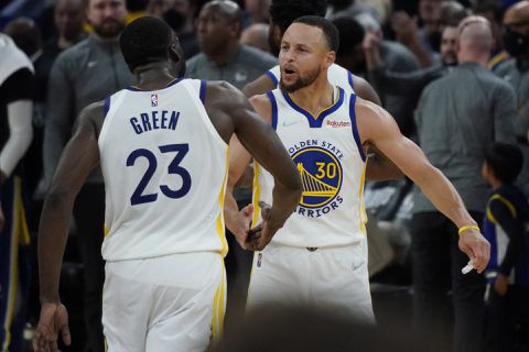Golden State Warriors nog 1 zege verwijderd van NBA-finale Western Conference
