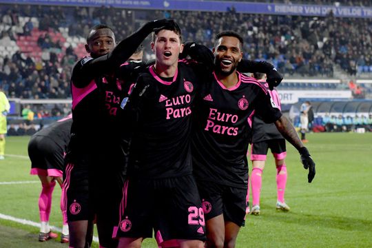 🎥 | Santiago Giménez bezorgt Feyenoord ten koste van Heerenveen ticket voor halve finales KNVB Beker