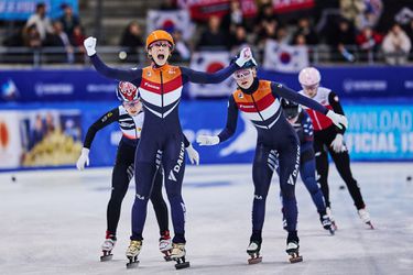 Suzanne Schulting pakt goud op 500 meter bij wereldbekerwedstrijden Dresden