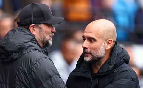 Pep Guardiola voelt hete adem van Liverpool in de nek: 'Een van de beste teams aller tijden'