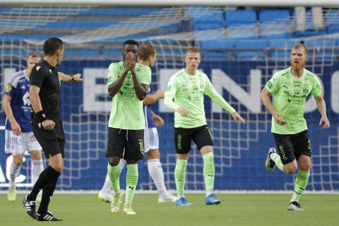 Faeröerse stuntploeg KÍ Klaksvík redt het nét niet tegen Molde in Champions League