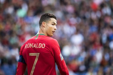 Ronaldo schiet vrije trap binnen tegen Zwitserland: 86e interlandgoal (video)