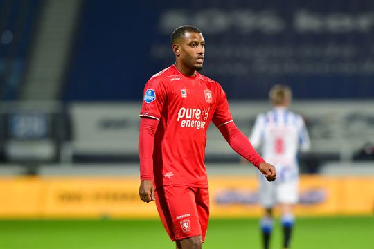 Transfervrije Luciano Narsingh gaat ditmaal wél in op Poolse interesse