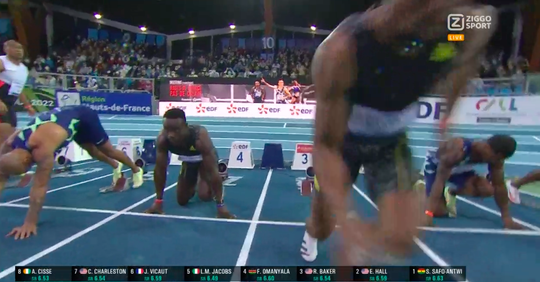 🎥 | OEPS! Amerikaans sprintkanon knalt vol op cameraman tijdens warming-up