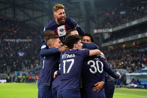 Machtige Mbappé en Messi molesteren Marseille