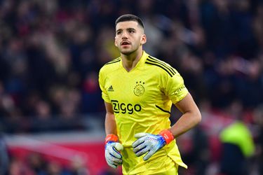 Ajax-keeper Gerónimo Rulli positief verrast over 2 medespelers, maar: 'Moet nog even wennen aan verdedigers'