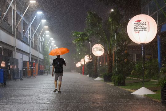 Weerbericht F1: dikke kans op regen en onweer tijdens GP Singapore