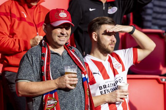PSV-supporters klagen over 'kei dure' Cola: 'Schrok me wezenloos bij het afrekenen'