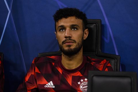 Noussair Mazraoui start voor het eerst in de Bundesliga, ook Matthijs de Ligt begint