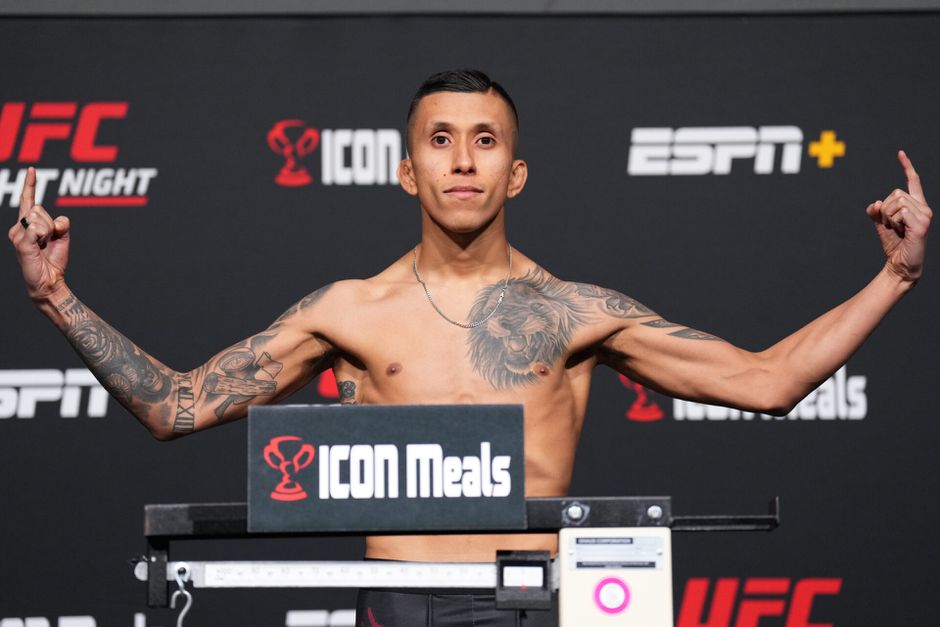 Eerste UFC-vechter uit de kast: 'Wilde dit niet op deze manier bekendmaken'