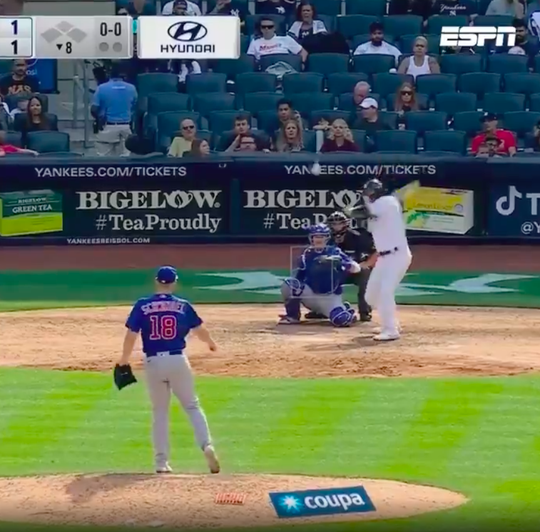 🎥 | Traagste MLB-pitch ooit wordt homerun: Yankees verpulveren Chicago Cubs