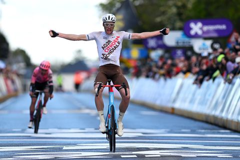 Godon en Persico winnen Brabantse Pijl: Vollering komt nét tekort bij de vrouwen