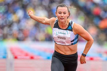 Nadine Visser baalt na missen WK-finale: 'Anderen lopen hier lijpe records, ik dus niet'