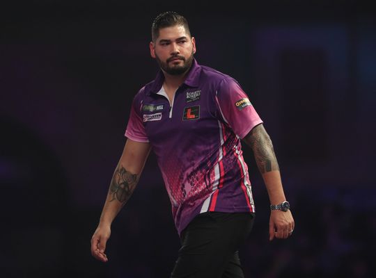 Whitlock meldt zich ziek af voor German Darts Open, Jelle Klaasen door