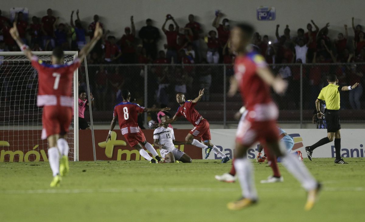 Pijlsnelle counter en bizarre eigen goal: Panama - Trinidad & Tobago (video)