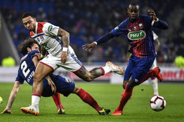 Depay helpt Lyon met treffer aan plekje in halve finale Franse beker