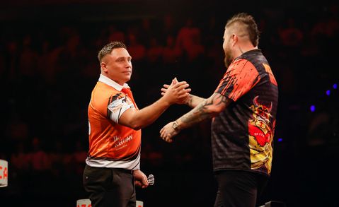 In topvorm! Michael Smith wint 3e Premier League-avond op rij