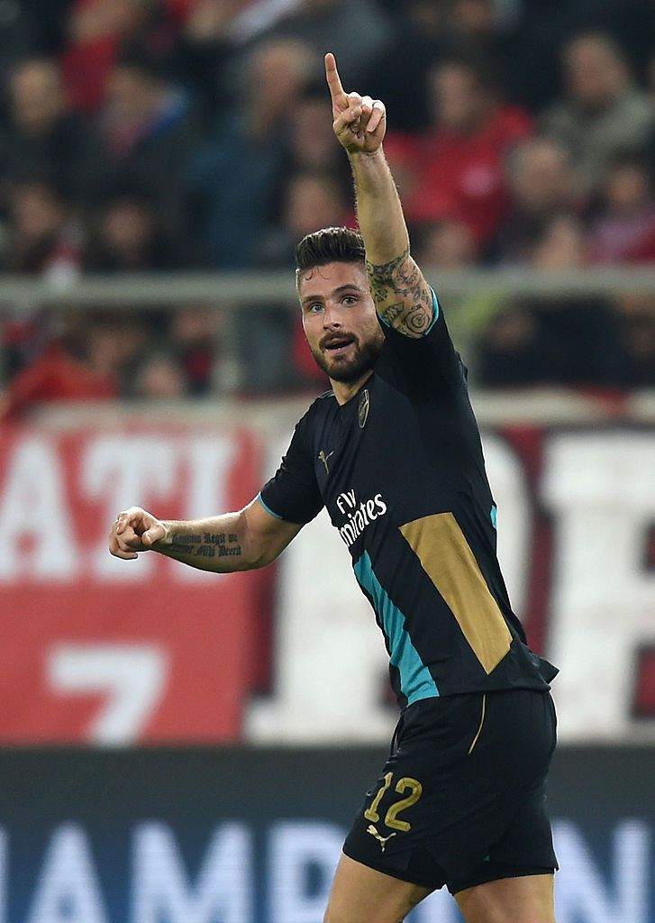 Wenger lovend over 'bijzondere' Giroud