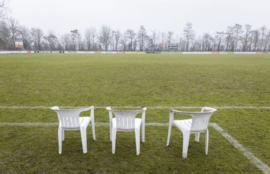 Friese amateurclub degradeert: spelers weigeren tegen een moordenaar te voetballen