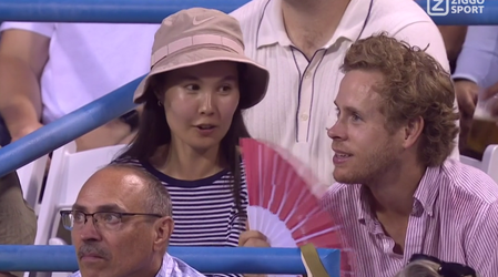 🎥 | Geen 'love' bij tennisfans: vrouw wijst man naast haar keihard af