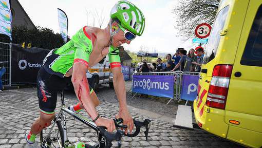 Gehavende Vanmarcke zegt met pijn in het hart af voor Parijs-Roubaix