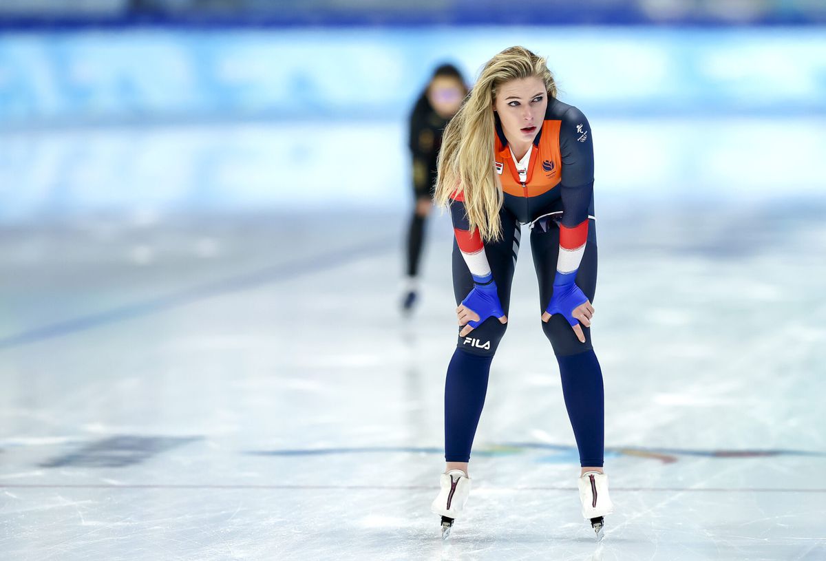 Handje aan het ijs kost Jutta Leerdam goud op 1000 meter, Takagi wint