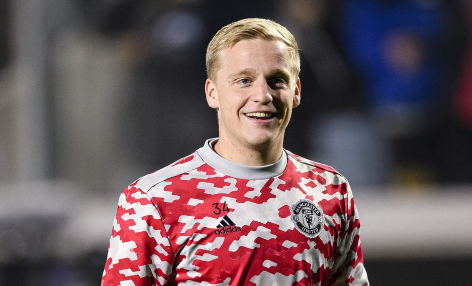 Donny van de Beek krijgt belangrijke rol bij basisplaats tegen Villarreal