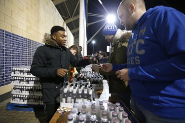 FEEST: Leicester trakteert fans op bier