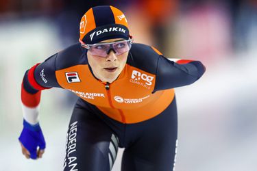 Irene flikt het weer! Schouten verovert WK-goud op 5000 meter