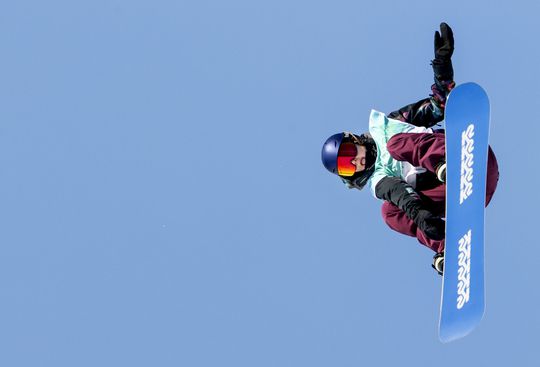 Tv-gids: hier zie je de tricks van Melissa Peperkamp en Niek van der Velden in big air-finale