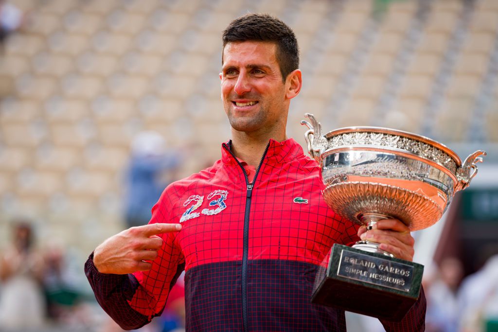 Novak Djokovic spreekt zijn team toe na historische Roland Garros-titel: 'Ik heb jullie de laatste weken gekweld'
