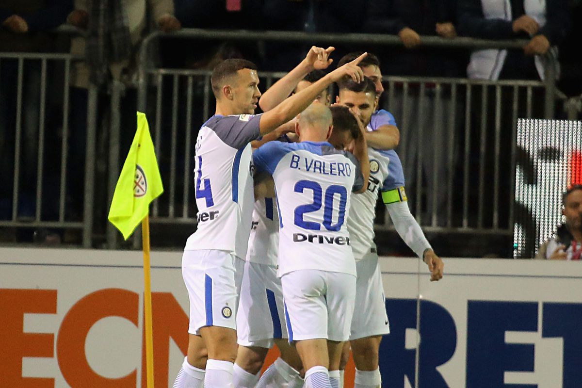 Icardi schiet Inter aan de leiding na hoofdrol tegen Cagliari