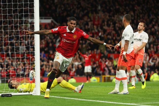 Manchester United wint met minimale cijfers van West Ham United