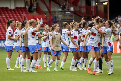 TV-gids: zo kun je kijken naar Oranje Leeuwinnen tegen Frankrijk op het EK 2022