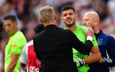 Vrees Ajax komt uit: keeper Gerónimo Rulli is lange tijd uitgeschakeld