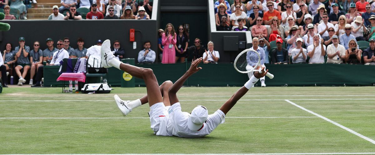 Christopher Eubanks haalt ten koste van Stefanos Tsitsipas kwartfinale Wimbledon