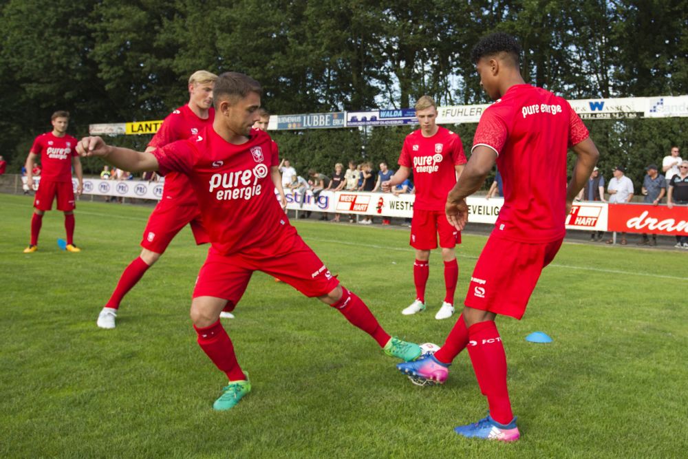 FC Twente maakt er 5 in oefenpotje tegen Schotse Stanrear