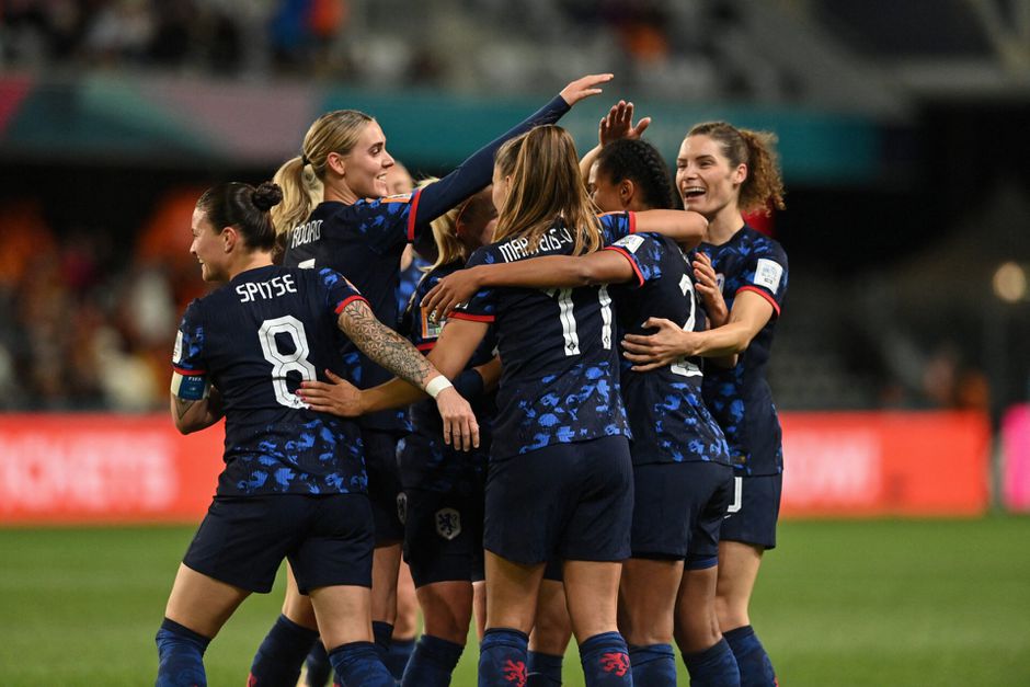 Droomstart voor Oranjevrouwen! Vietnam in 1e helft op 5-0 gezet