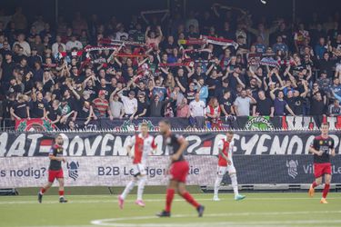 Feyenoord wint van Excelsior en kan volgend weekend kampioen worden in eigen Kuip