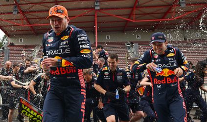 🎥😂 | Trofee van Max Verstappen wéér gesloopt: nu komt dader uit vriendelijke hoek