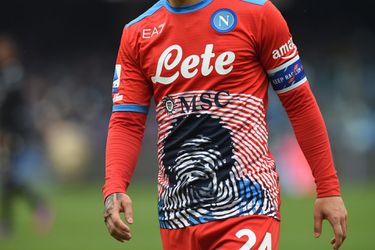 Napoli mag geen portret van Maradona meer op shirts printen