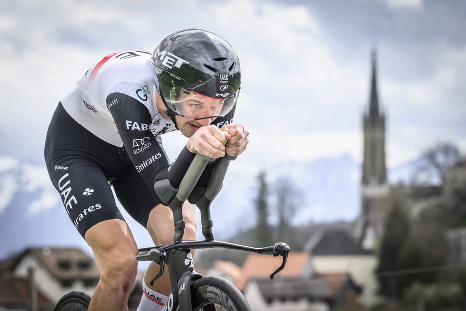 Mikkel Bjerg kent droomdag met etappezege Dauphiné: Jonas Vingegaard doet goede zaken